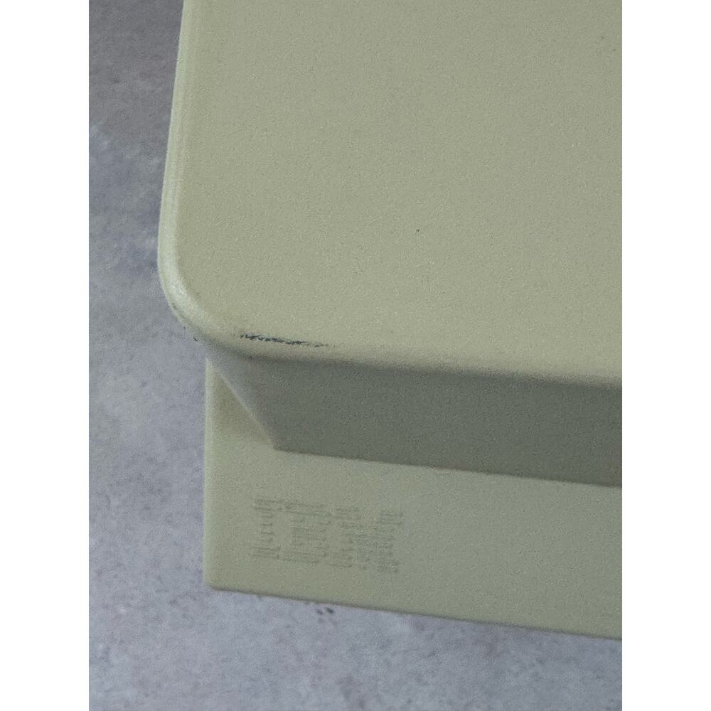 Vintage IBM 8 Inch Diskette Storage Case Box Mainframe Microcomputer - Picture 6 of 13